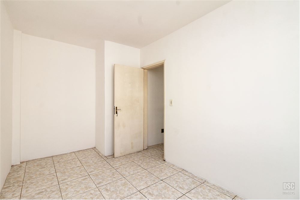 Apartamento à venda com 1 quarto, 40m² - Foto 4