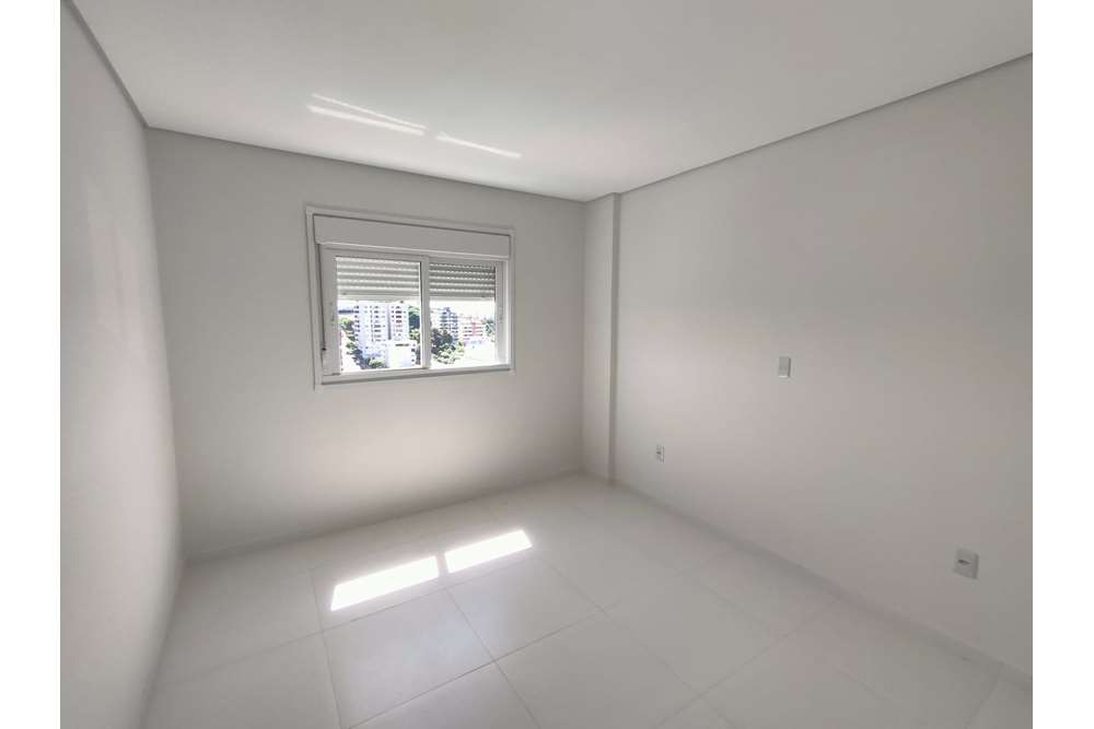 Apartamento para alugar com 1 quarto, 136m² - Foto 8