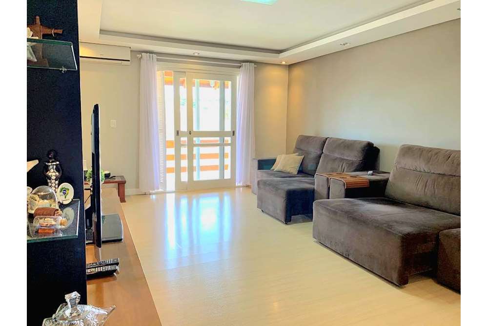 Casa à venda com 4 quartos, 350m² - Foto 3