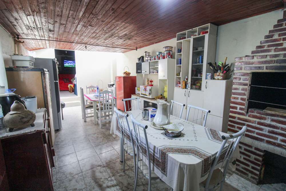 Casa à venda com 2 quartos, 150m² - Foto 7