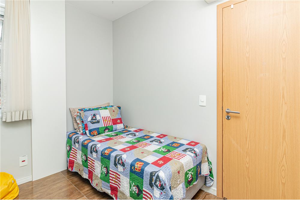 Apartamento à venda com 3 quartos, 82m² - Foto 18