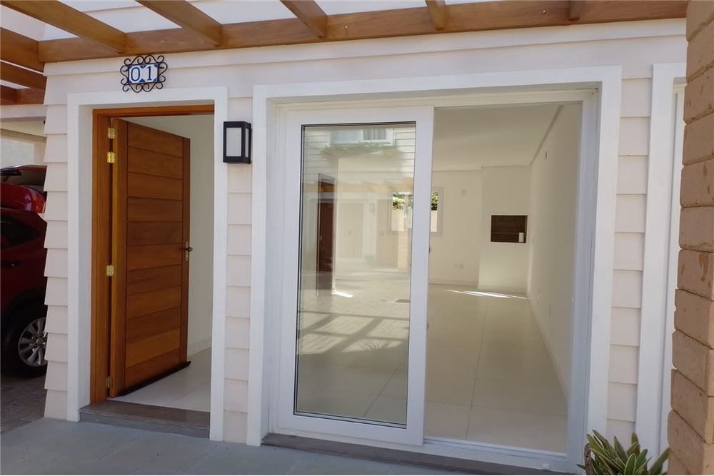 Casa à venda com 2 quartos, 94m² - Foto 4