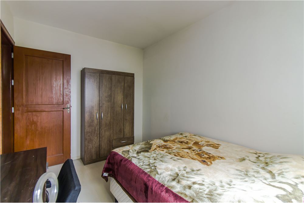 Apartamento à venda com 2 quartos, 76m² - Foto 10