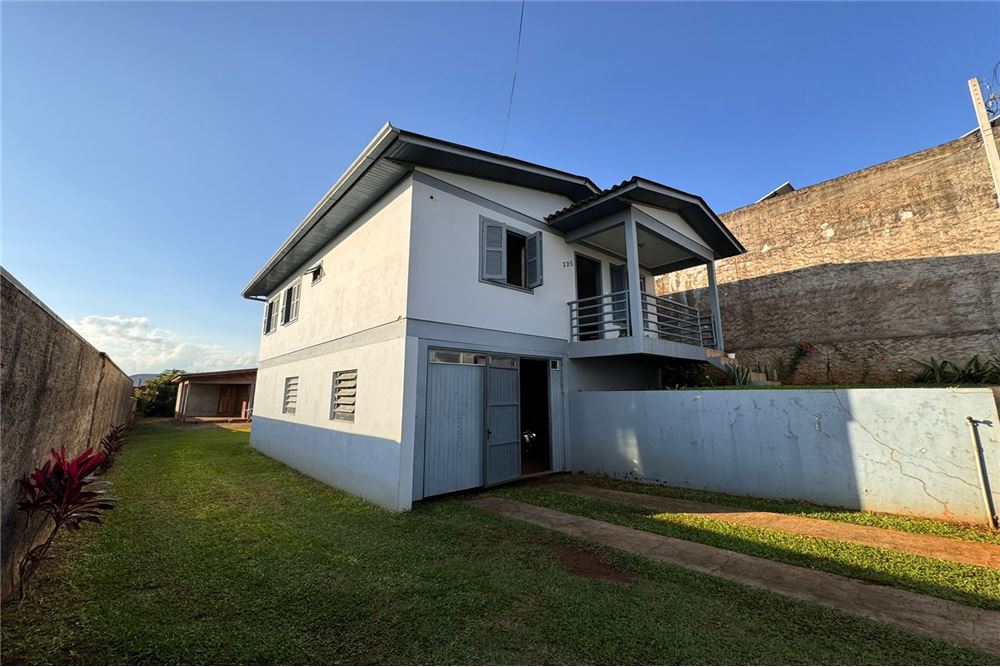 Casa à venda com 6 quartos, 643m² - Foto 2