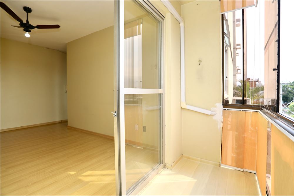 Apartamento à venda com 2 quartos, 60m² - Foto 22