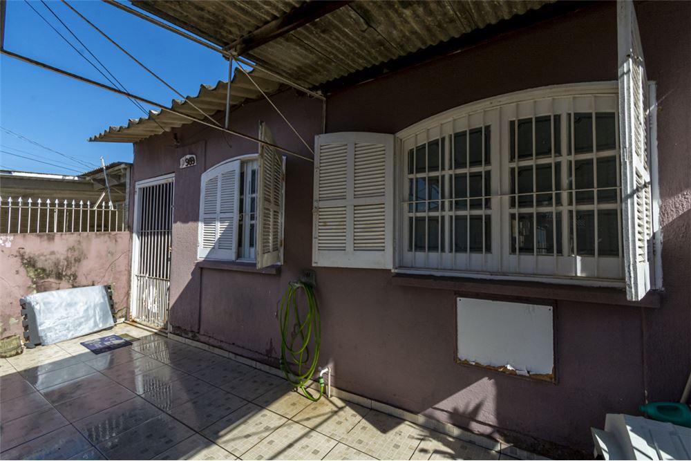 Casa à venda com 3 quartos, 110m² - Foto 11