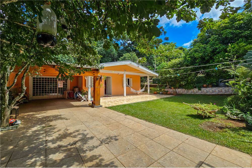 Casa de Condomínio à venda com 3 quartos, 450m² - Foto 2