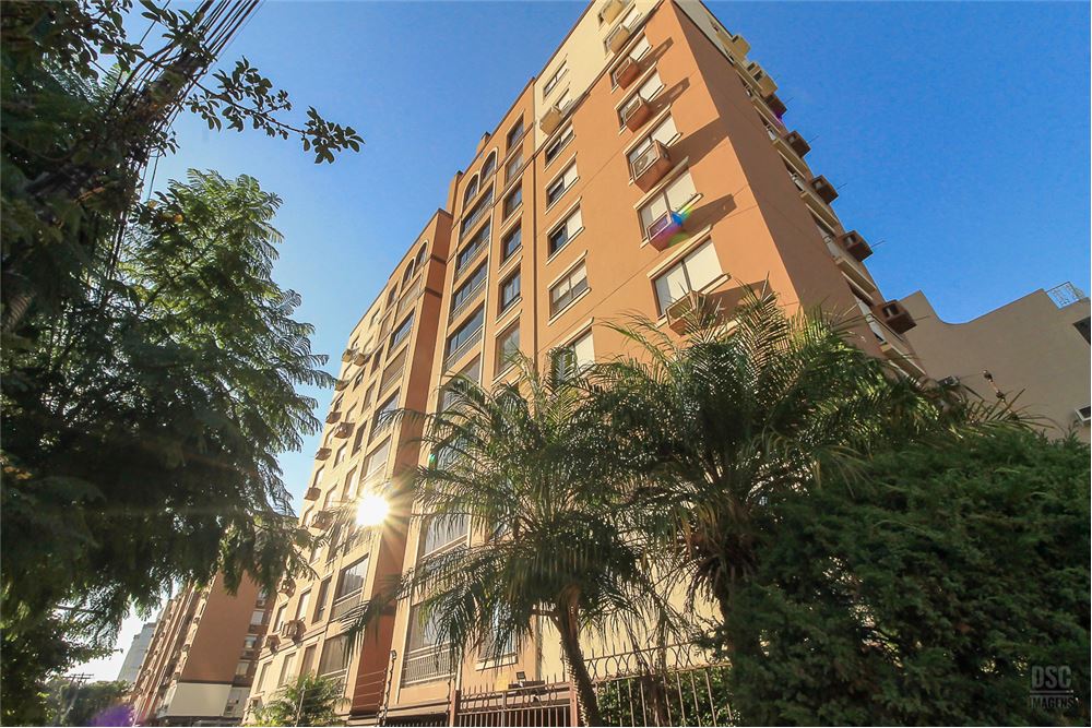 Apartamento à venda com 3 quartos, 150m² - Foto 1