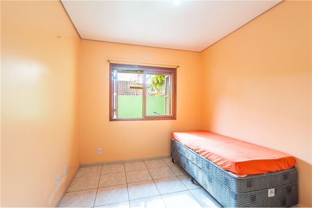 Casa à venda com 2 quartos, 65m² - Foto 15