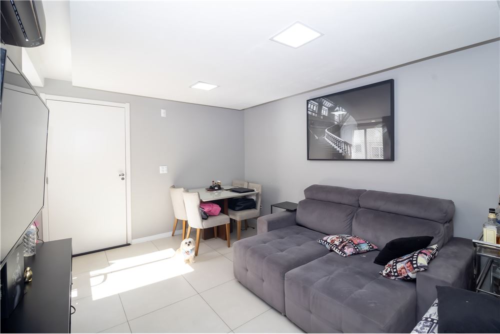 Apartamento à venda com 2 quartos, 56m² - Foto 1