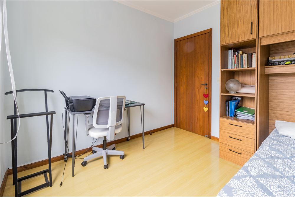 Apartamento à venda com 3 quartos, 115m² - Foto 10