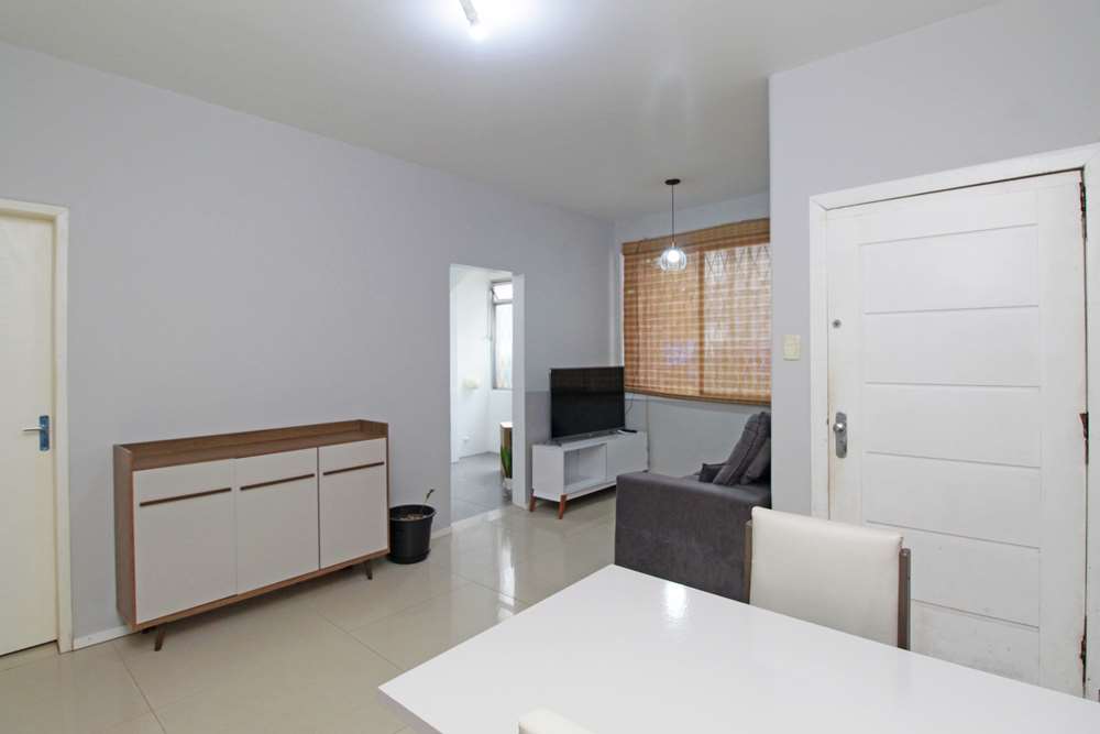 Apartamento à venda com 2 quartos, 65m² - Foto 4