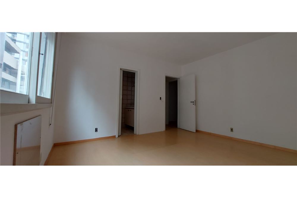 Apartamento à venda com 3 quartos, 144m² - Foto 24