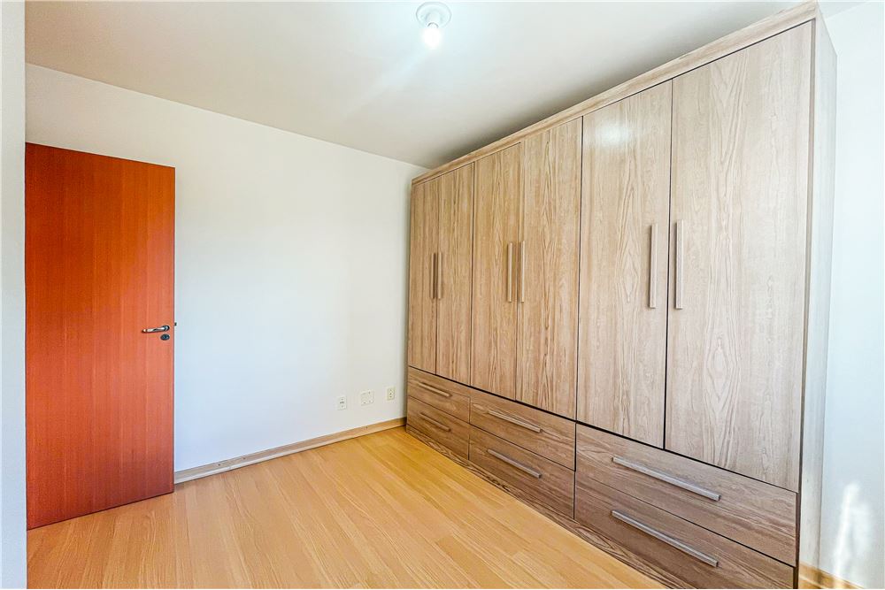 Apartamento à venda com 2 quartos, 53m² - Foto 3