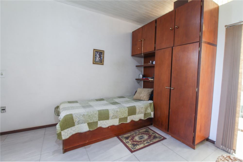 Casa à venda com 3 quartos, 360m² - Foto 11