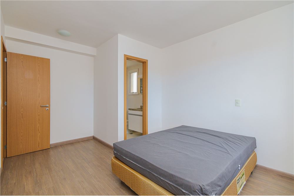 Apartamento à venda com 3 quartos, 82m² - Foto 18