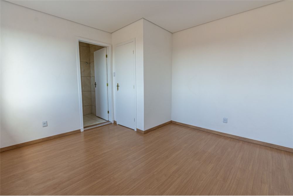 Casa à venda com 3 quartos, 96m² - Foto 12