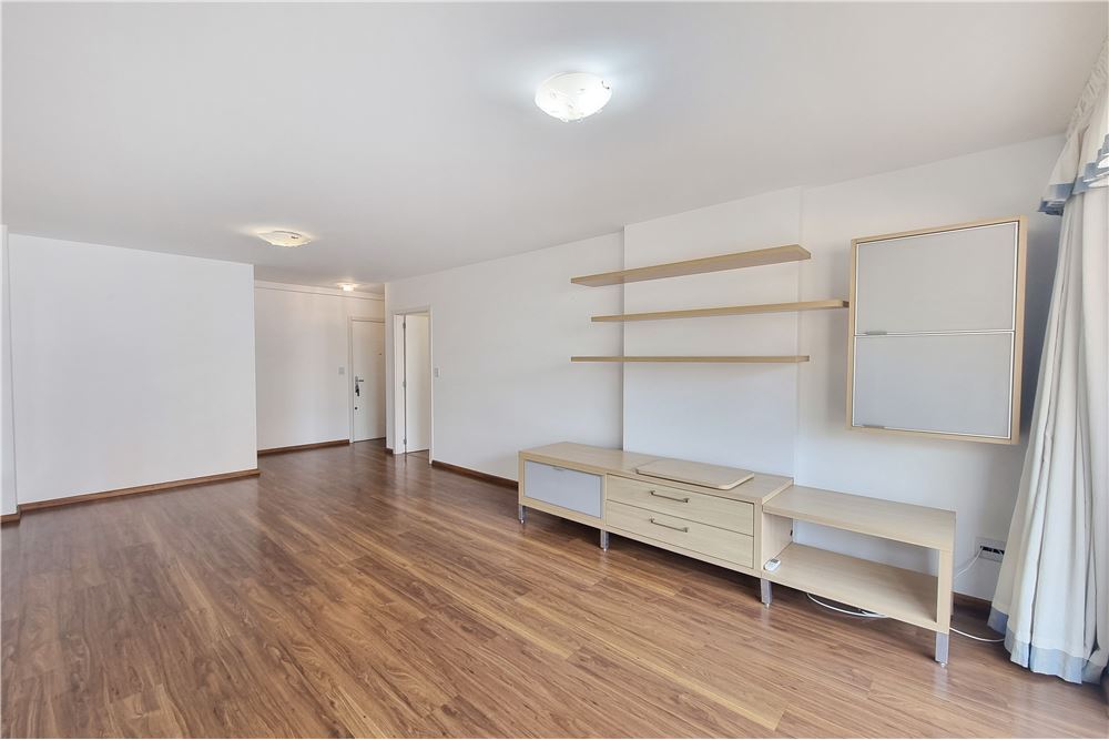 Apartamento à venda com 2 quartos, 104m² - Foto 9