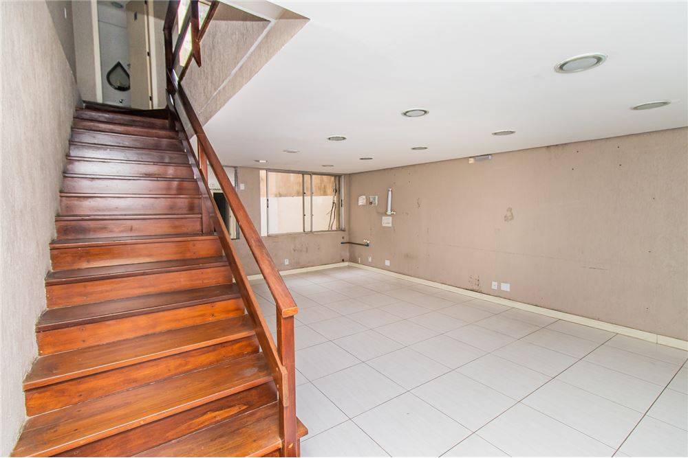 Prédio Inteiro para alugar, 288m² - Foto 24