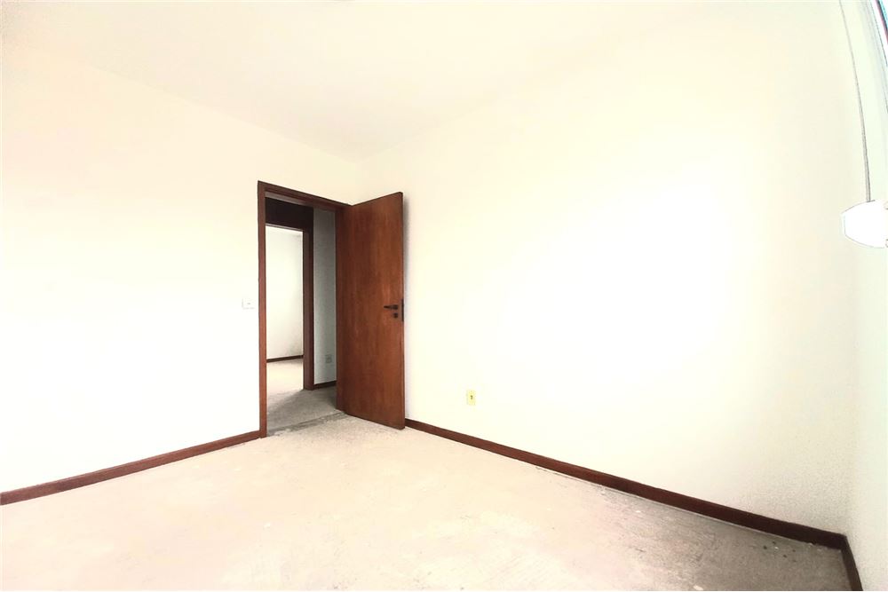 Apartamento à venda com 3 quartos, 148m² - Foto 17