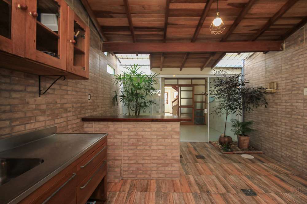 Casa à venda com 2 quartos, 100m² - Foto 9