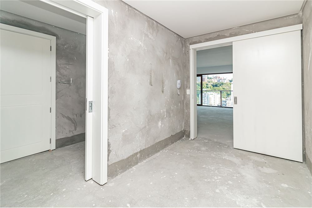 Apartamento à venda com 3 quartos, 145m² - Foto 9