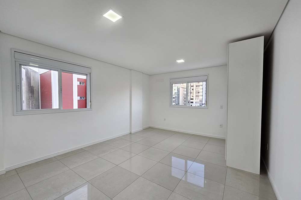 Apartamento para alugar com 1 quarto, 40m² - Foto 2