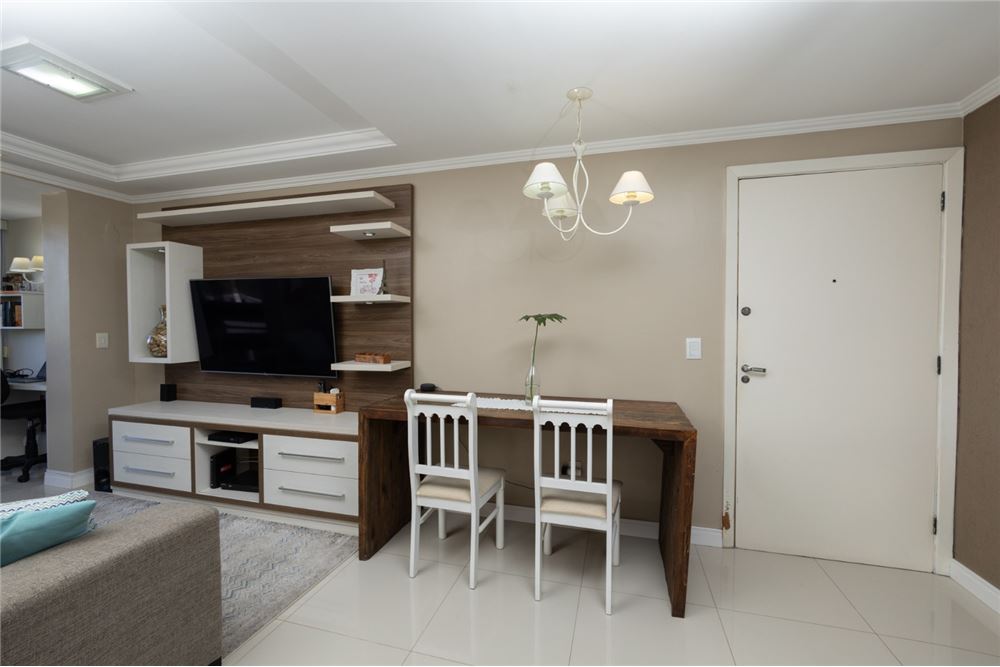 Apartamento à venda com 1 quarto, 79m² - Foto 4