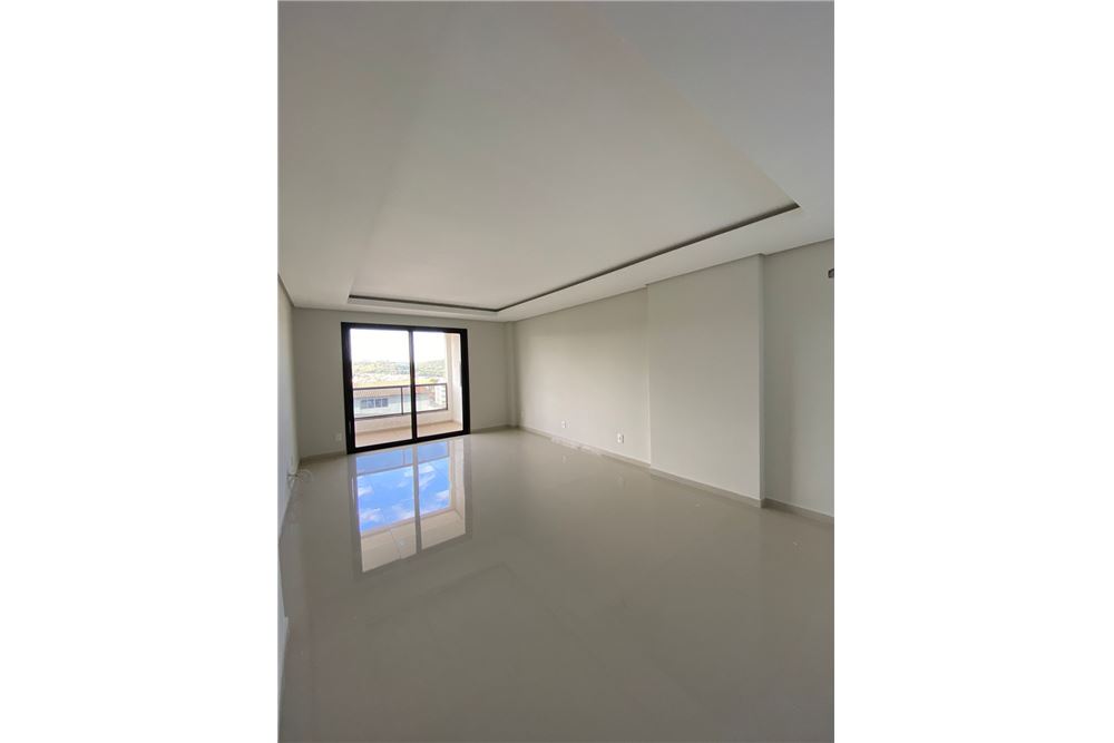 Apartamento à venda com 3 quartos, 225m² - Foto 7