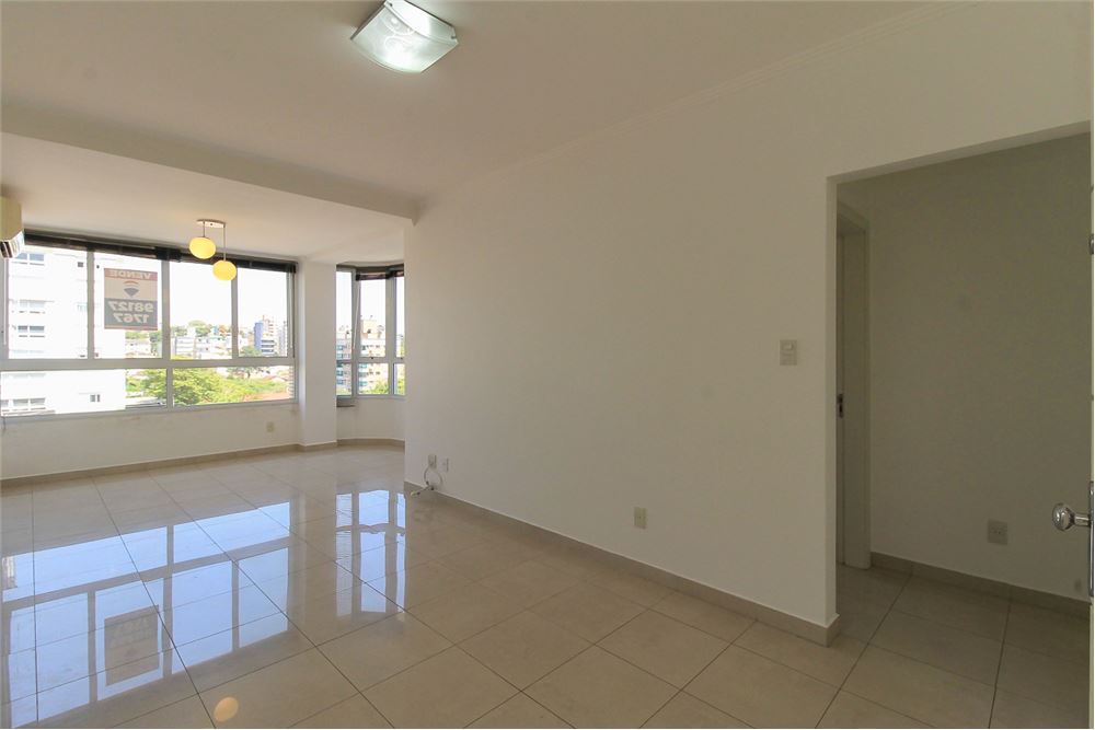 Apartamento à venda com 3 quartos, 123m² - Foto 3