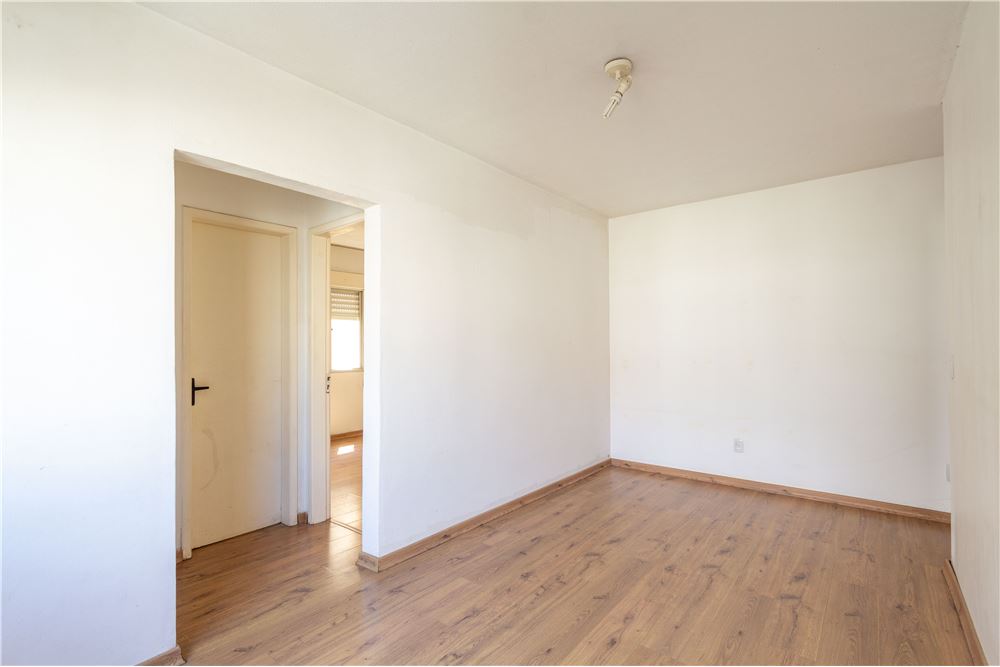 Apartamento à venda com 2 quartos, 70m² - Foto 5