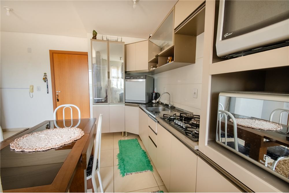 Apartamento à venda com 2 quartos, 69m² - Foto 7