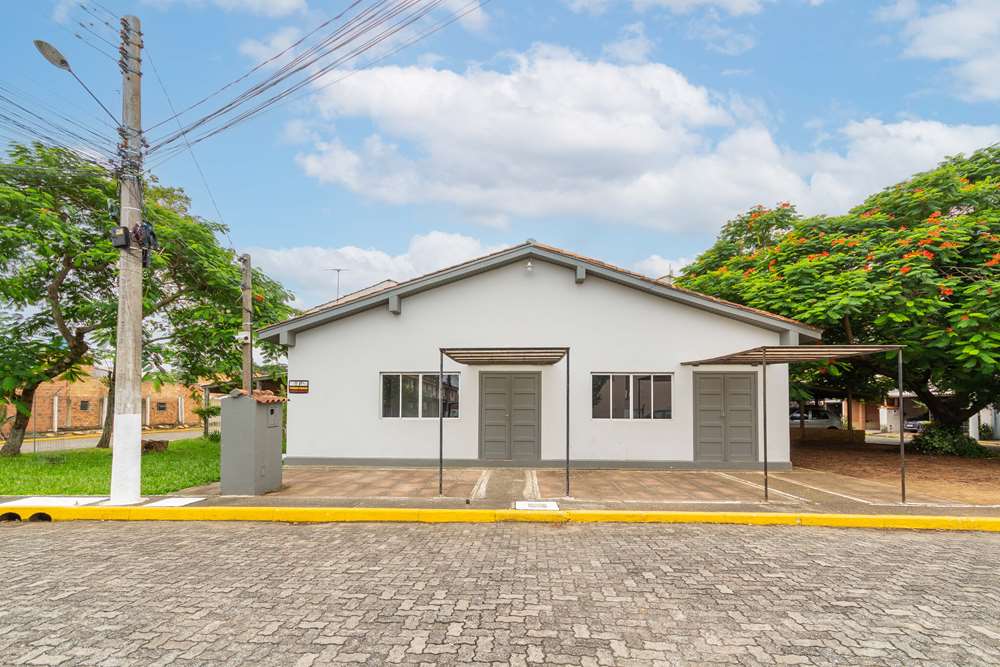 Casa à venda com 2 quartos, 55m² - Foto 18