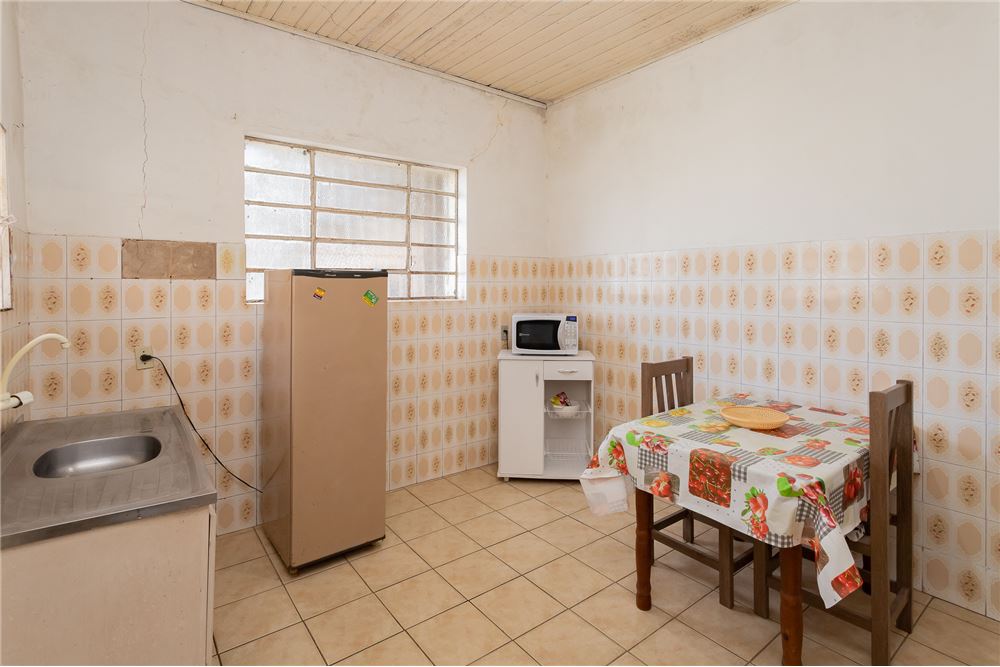 Casa à venda com 2 quartos, 89m² - Foto 9