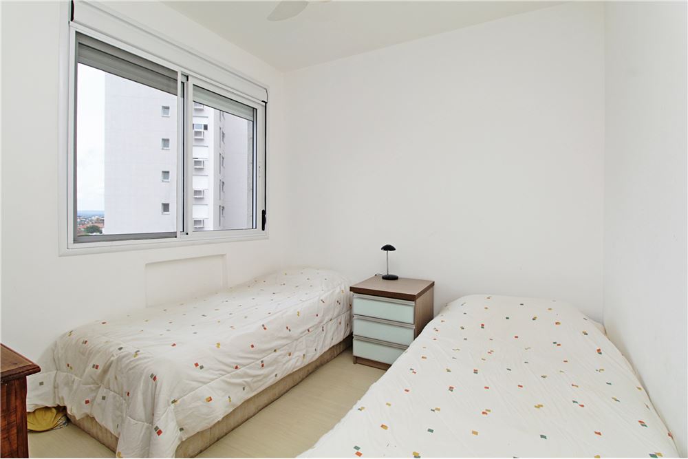 Apartamento à venda com 3 quartos, 95m² - Foto 14