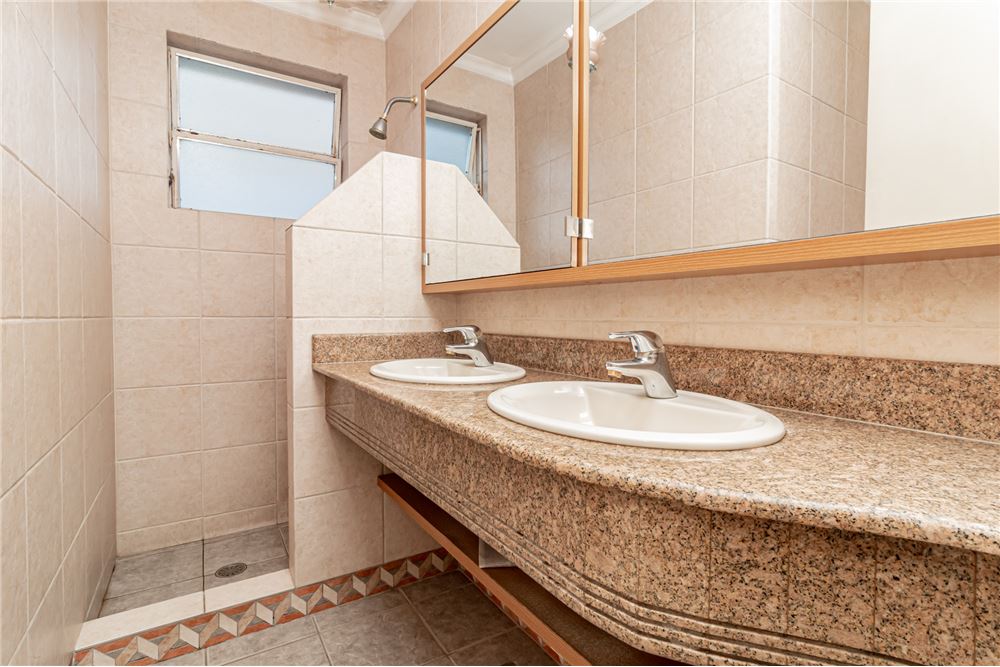 Apartamento à venda com 2 quartos, 77m² - Foto 9