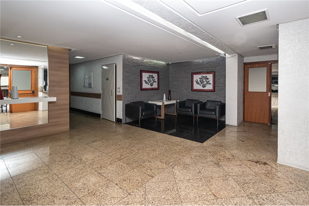 Apartamento à venda com 2 quartos, 88m² - Foto 3