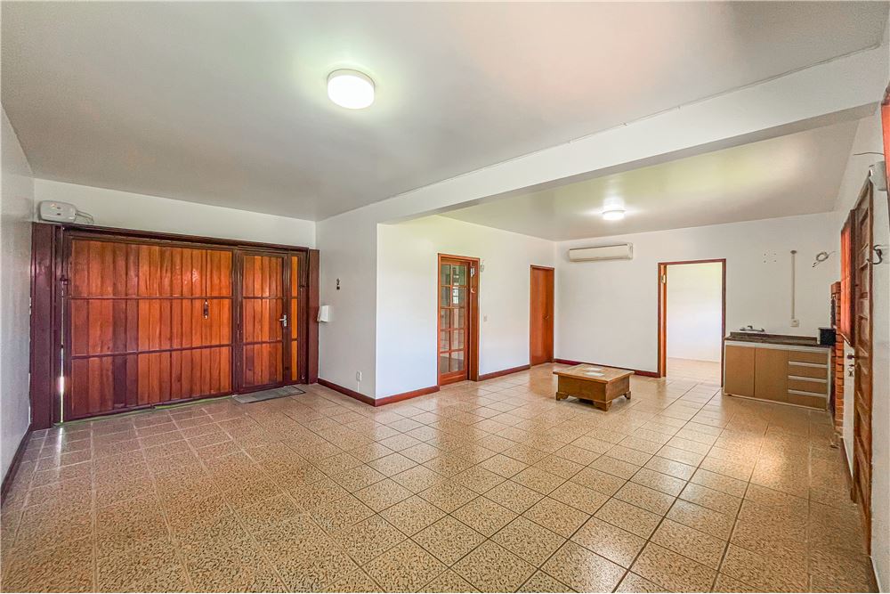 Casa à venda com 3 quartos, 300m² - Foto 9