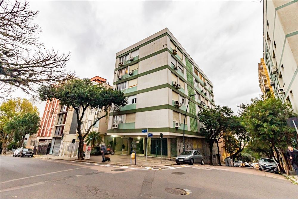 Apartamento à venda com 3 quartos, 119m² - Foto 1