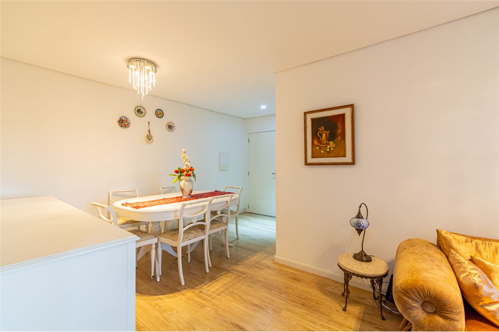 Apartamento à venda com 2 quartos, 67m² - Foto 15