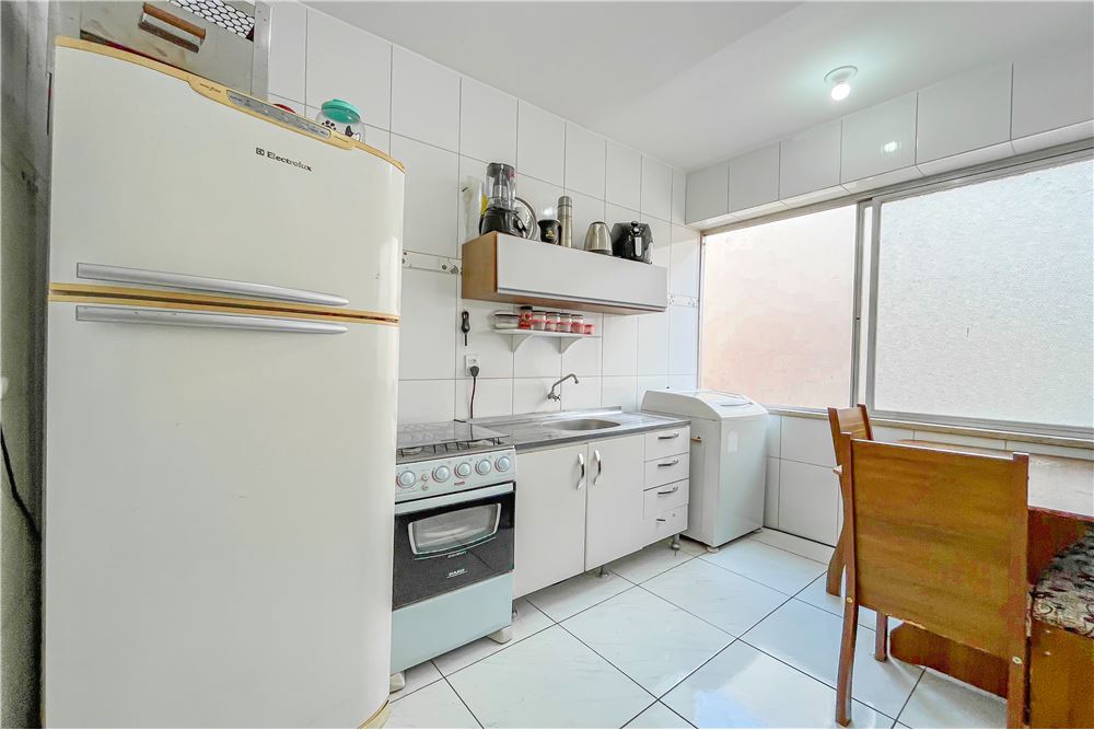 Apartamento à venda com 2 quartos, 86m² - Foto 10