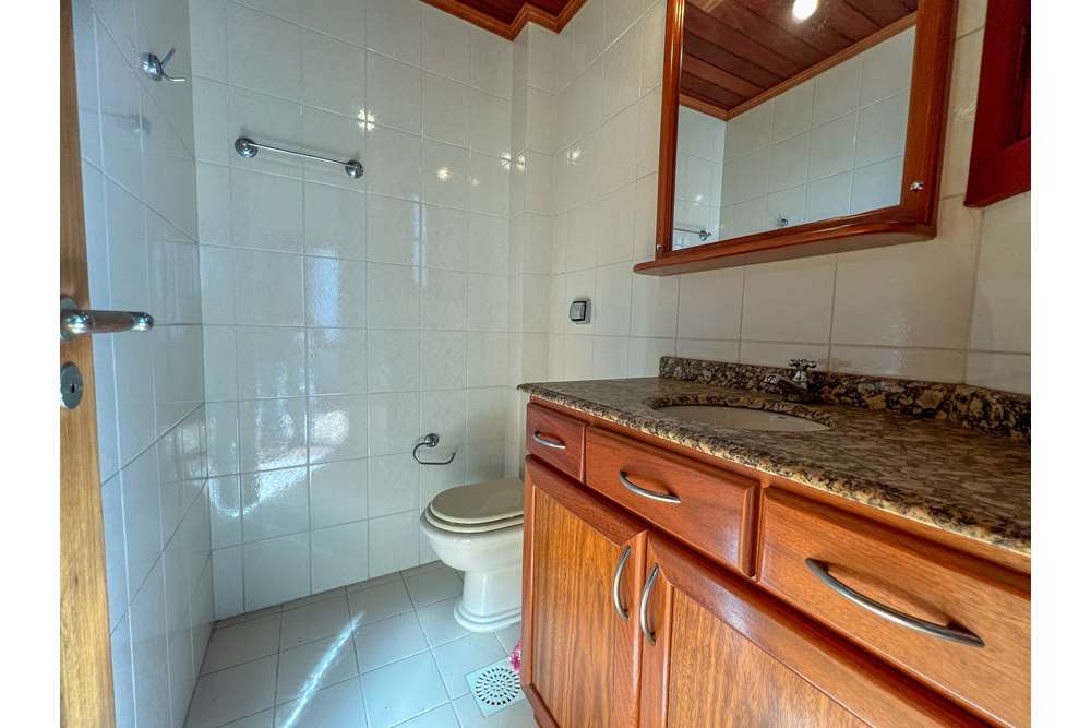 Apartamento à venda com 3 quartos, 144m² - Foto 16