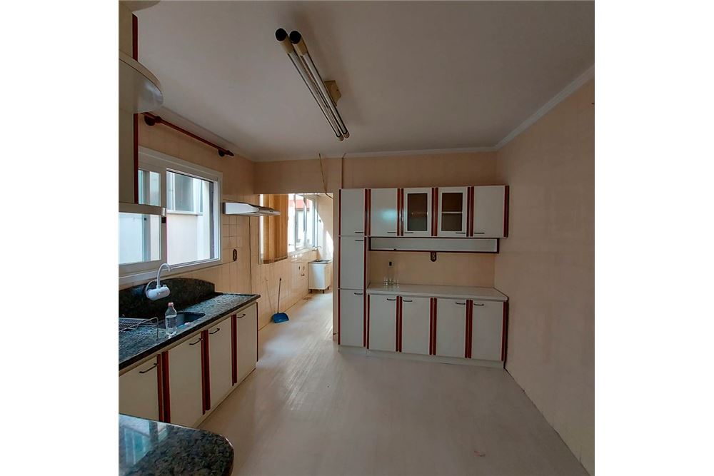 Apartamento à venda com 1 quarto, 76m² - Foto 4