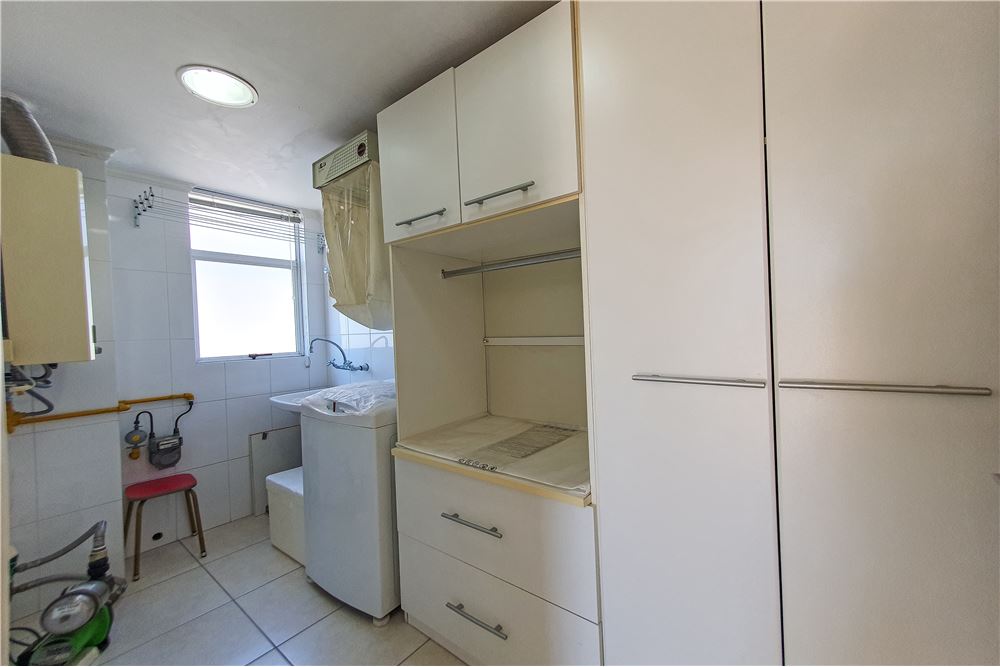 Apartamento à venda com 3 quartos, 185m² - Foto 21