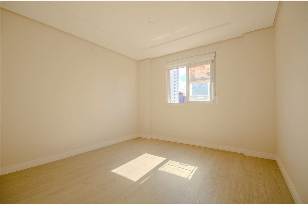 Apartamento à venda com 2 quartos, 120m² - Foto 7