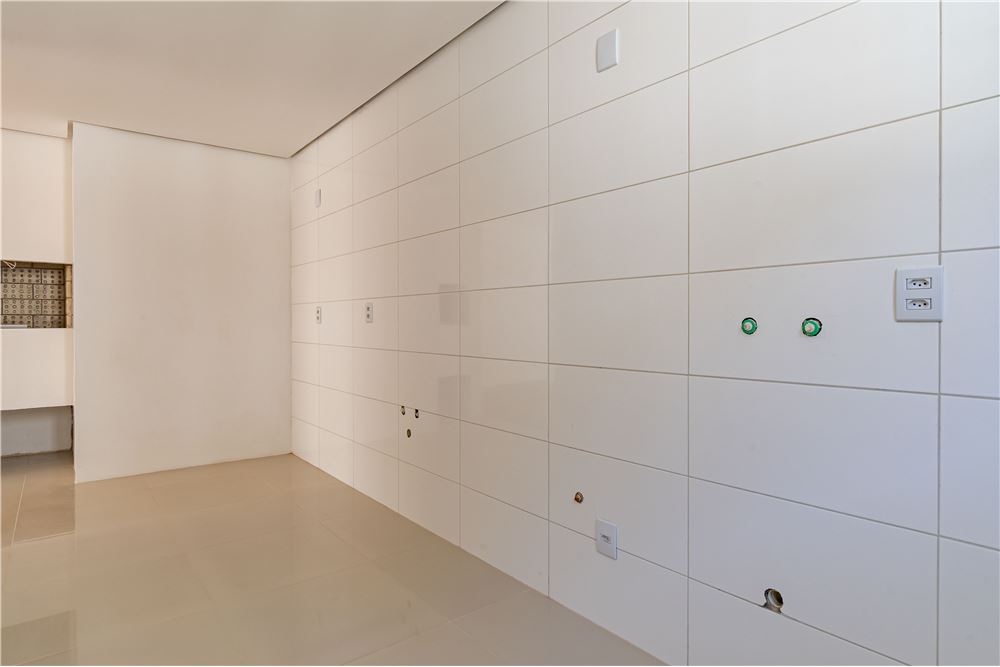 Apartamento à venda com 2 quartos, 94m² - Foto 11