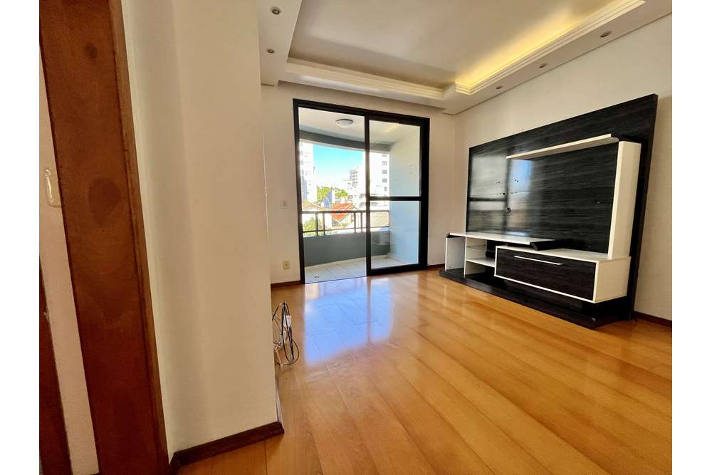 Apartamento à venda com 2 quartos, 91m² - Foto 4