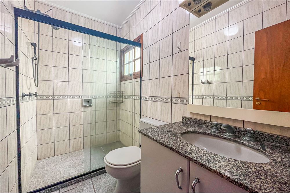 Casa à venda com 3 quartos, 300m² - Foto 5