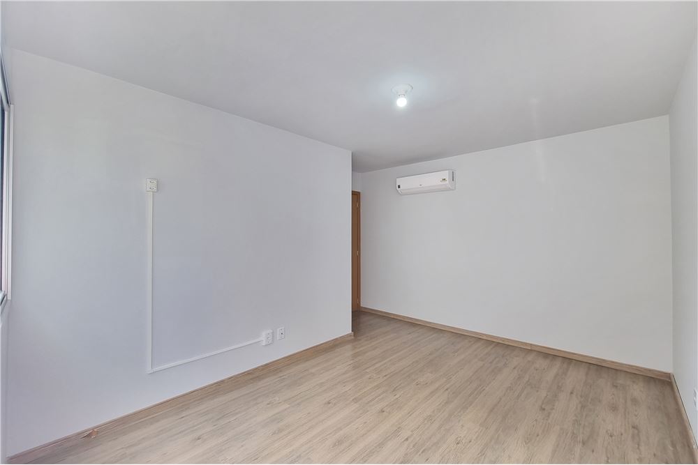 Apartamento à venda com 2 quartos, 106m² - Foto 19