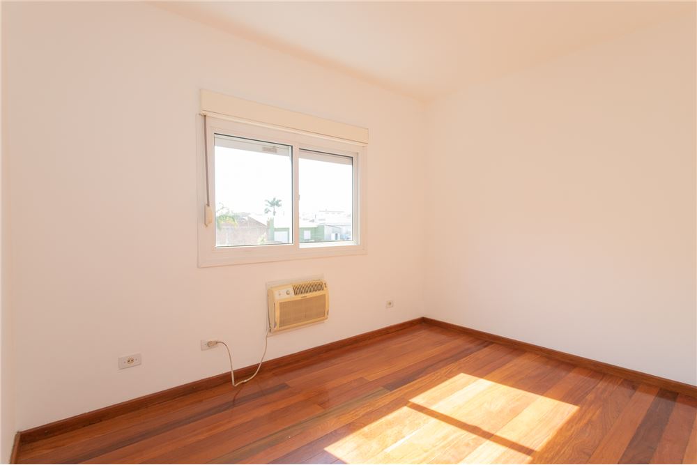 Apartamento à venda com 3 quartos, 70m² - Foto 4